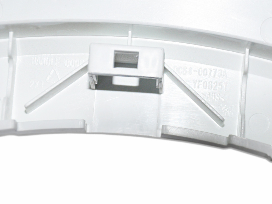 Ручка люка стиральной машины Samsung DC64-00773B белая